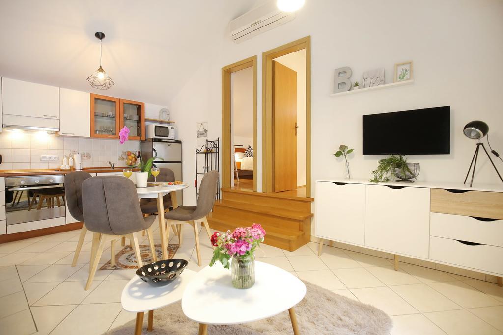 Stomorica Apartments Zadar Buitenkant foto
